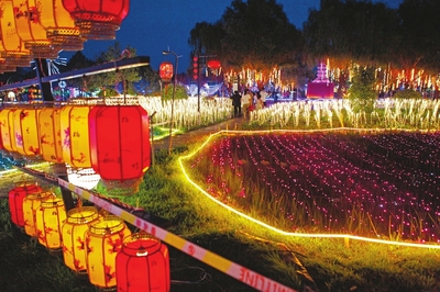 襄汾荷花小鎮(zhèn) 夏日荷塘引客來，休閑觀光正當(dāng)時(shí)